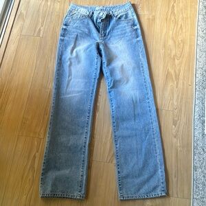 MARCELA STRAIGHT LEG JEAN